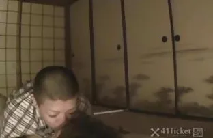 XXX ba thấy nó phim sex nhật gái xinh trên camera.
