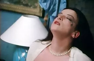 XXX Vodka là đẫm máu say xỉn, đưa nó cho một người bạn, và yêu phim sex gai xinh nhat ban khong che cầu anh ta đến trong miệng mình.